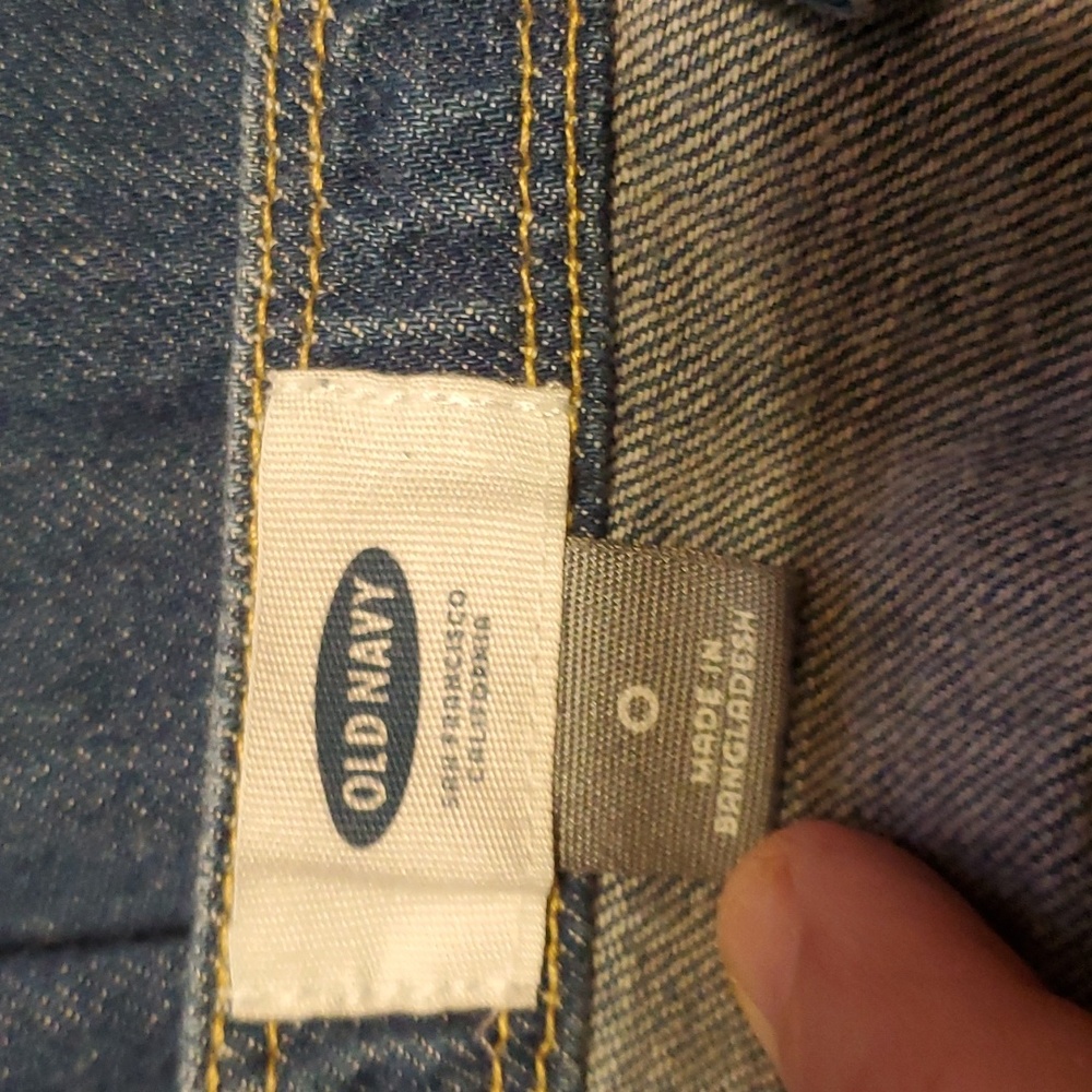 Old Navy Denim Sundress Size 0. Great switch from your winter jeans Great Look! - Picture 5 of 6